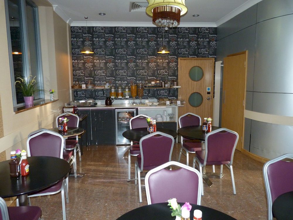 Eurotraveller Hotel - Premier - Harrow Extérieur photo