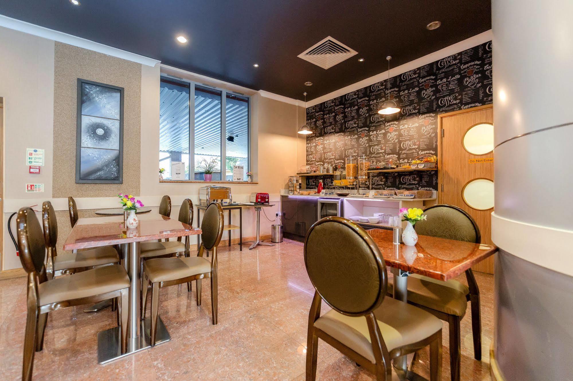 Eurotraveller Hotel - Premier - Harrow Extérieur photo