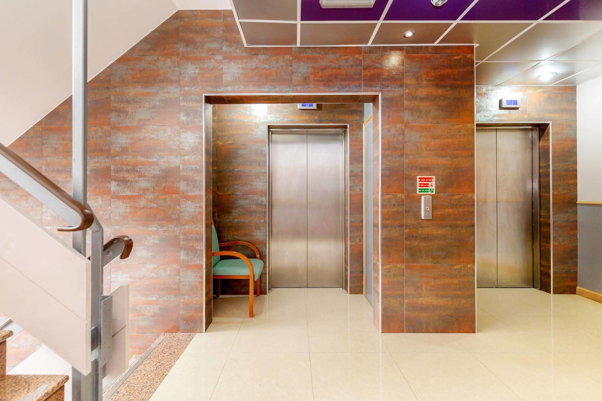 Eurotraveller Hotel - Premier - Harrow Extérieur photo